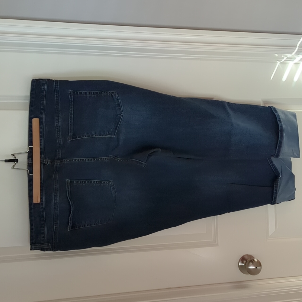 Jeans - Picture 2 of 5